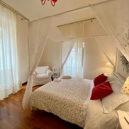 La Via Della Giudecca Oda ve Kahvaltı 4*