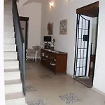 La Via Della Giudecca Bed & Breakfast 3*