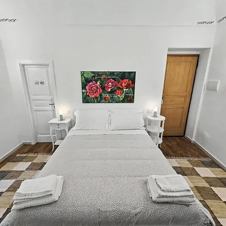 Bed & Breakfast La Via Della Giudecca 3*
