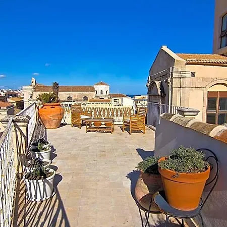 La Via Della Giudecca Alojamento de Acomodação e Pequeno-almoço