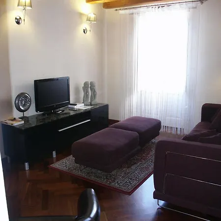 Bed and breakfast La Via Della Giudecca 3*