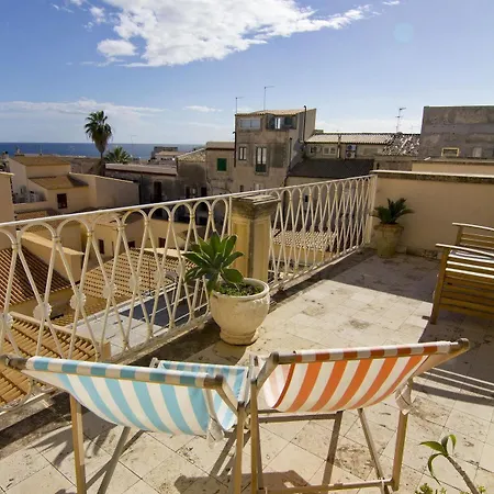 La Via Della Giudecca Bed and breakfast 3*