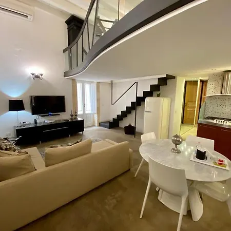 La Via Della Giudecca