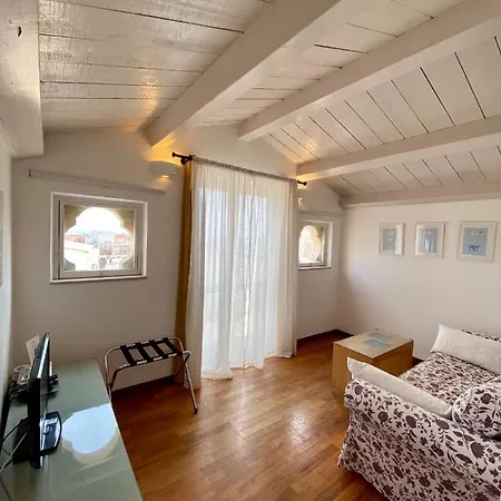 Bed and breakfast La Via Della Giudecca 3*