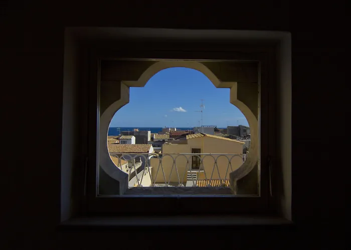 La Via Della Giudecca Syracuse