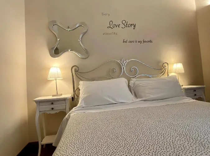 La Via Della Giudecca 4*