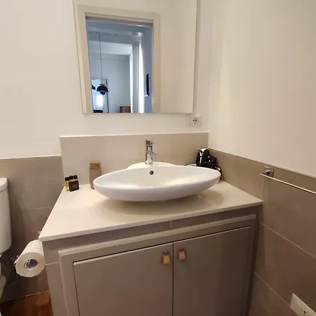 La Via Della Giudecca 4*