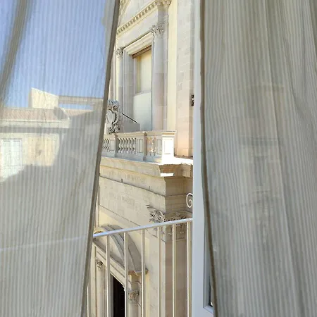 La Via Della Giudecca 4*