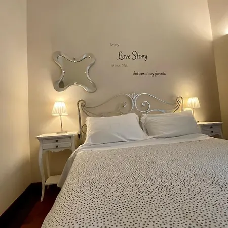 La Via Della Giudecca 4*