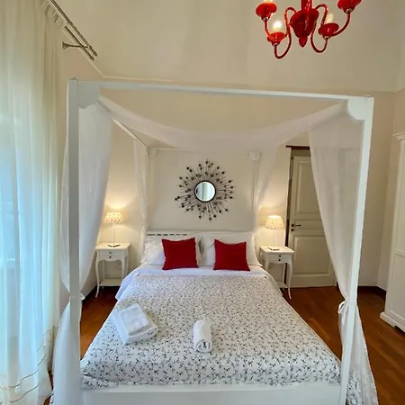 Bed & Breakfast La Via Della Giudecca 3*